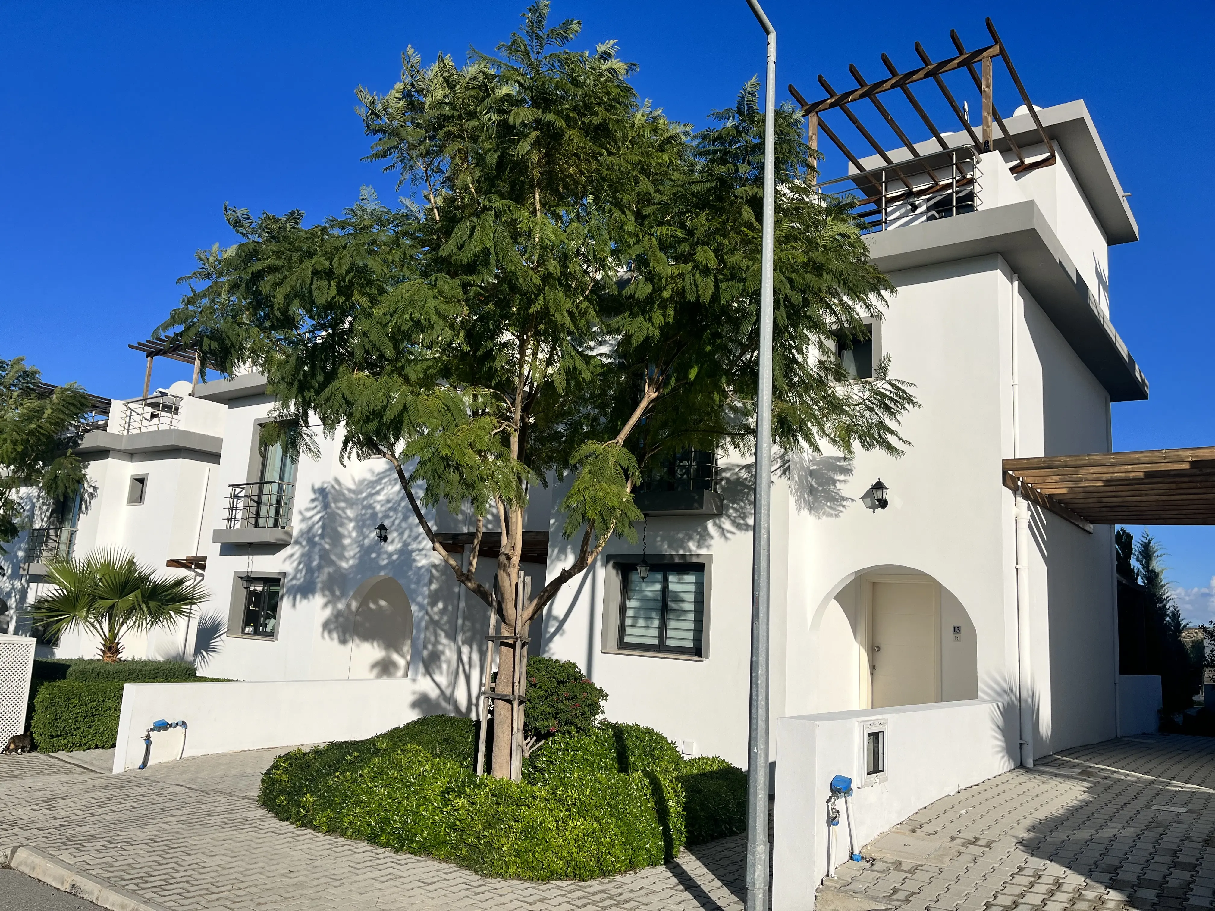 Skyline Villa Projesi –Esentepe' de Deniz ve Dağ Manzaralı Lüks Yaşam