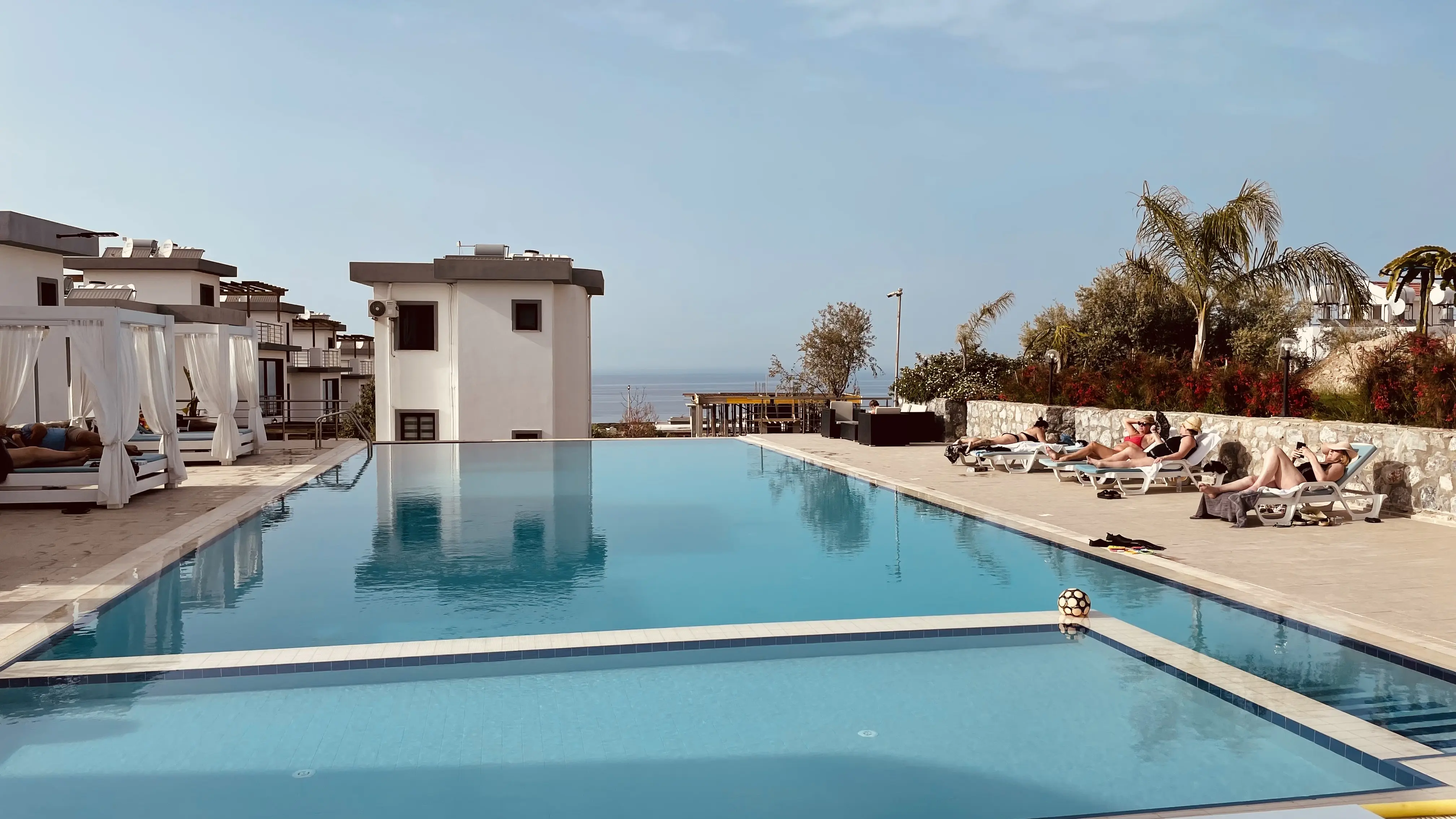 Skyline Villa Projesi –Esentepe' de Deniz ve Dağ Manzaralı Lüks Yaşam